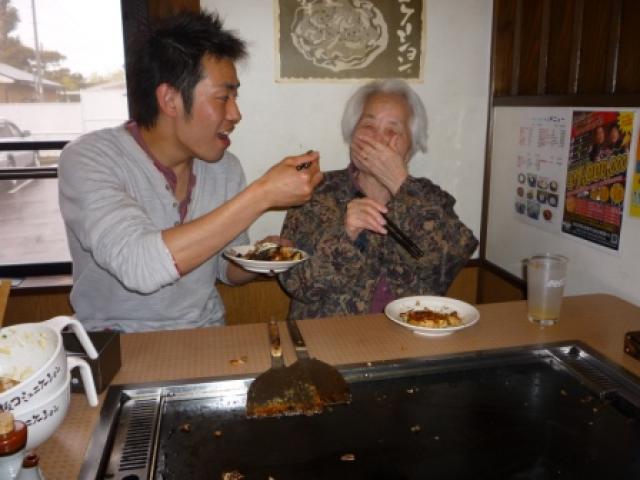 お好み焼き屋さんに行ってきました。